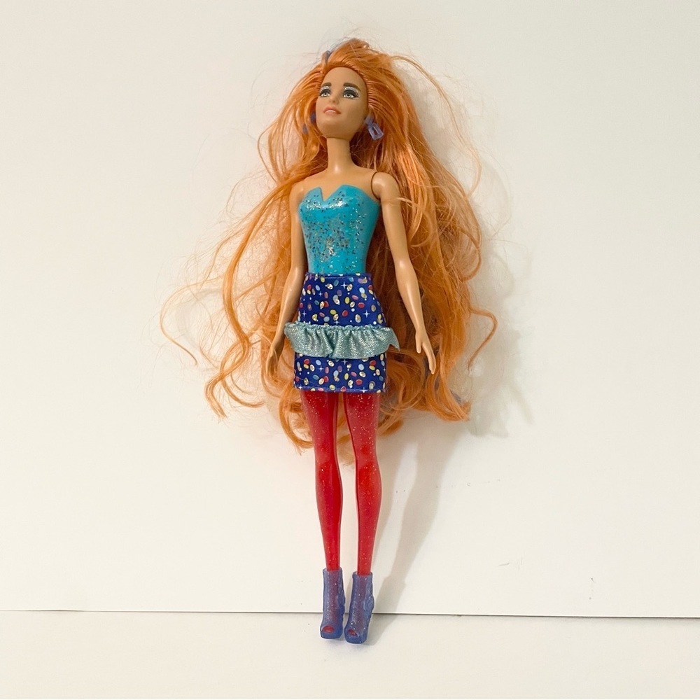 Barbie Color Reveal Party Series Doll Red Hair & Blue Bodice 2020 Mattel